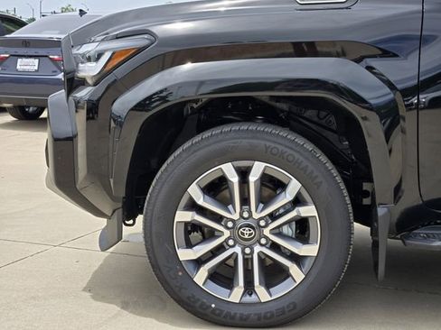 New 2026 Toyota 4Runner Limited AWD/4WD image 6
