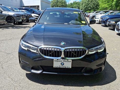 Used 2021 BMW 330i xDrive Sedan w/ Premium Package AWD/4WD image 2