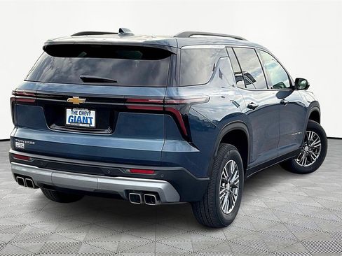 Certified 2026 Chevrolet Traverse LT w/ Driver Confidence Package image 7