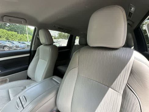 Used 2016 Toyota Highlander Plus AWD/4WD image 14