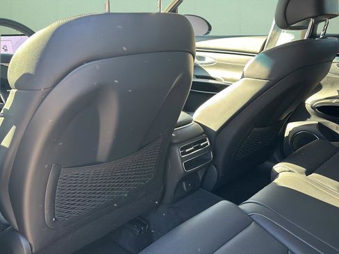Certified 2026 Genesis GV70 2.5T AWD/4WD image 18