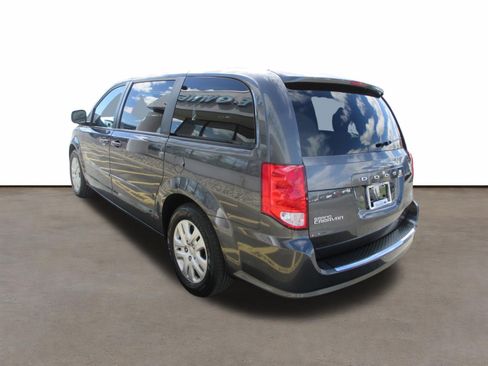 Used 2017 Dodge Grand Caravan SE w/ Power Window Group FWD image 5