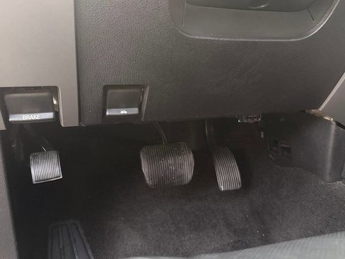 Used 2015 Ford Expedition Platinum image 33