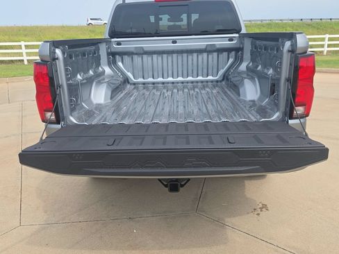 New 2026 Chevrolet Colorado Z71 w/ Technology Package AWD/4WD image 12