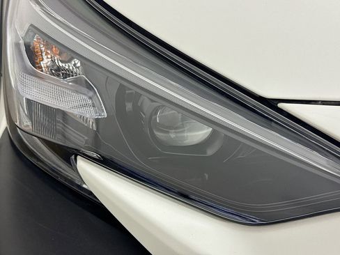 Used 2023 Subaru Outback Limited XT AWD/4WD image 38