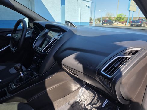 Used 2016 Ford Focus ST image 16