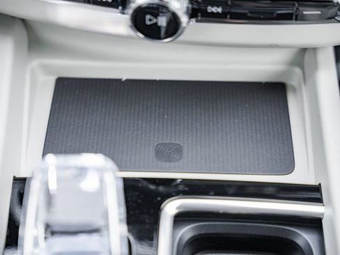 New 2026 Volvo XC60 B5 Ultra w/ Protection Package Premier image 23