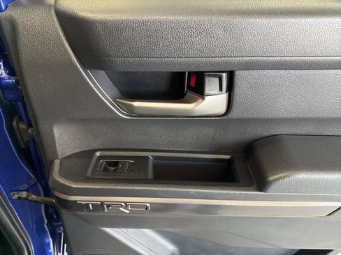 Used 2024 Toyota Tacoma TRD Sport image 40