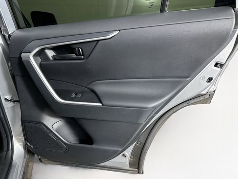 Used 2024 Toyota RAV4 LE image 27