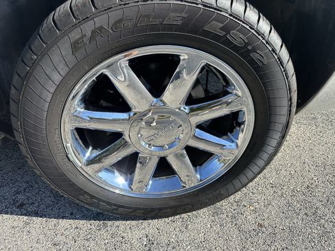 Used 2014 GMC Yukon Denali image 10