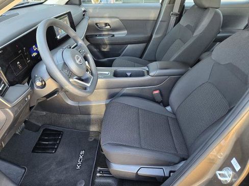 Certified 2025 Nissan Kicks S image 14