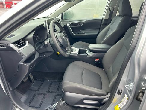 Certified 2025 Toyota RAV4 LE AWD/4WD image 9