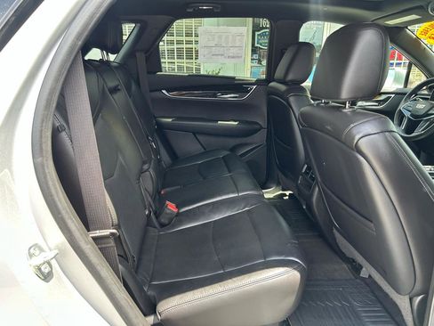 Used 2020 Cadillac XT5 Premium Luxury FWD image 15