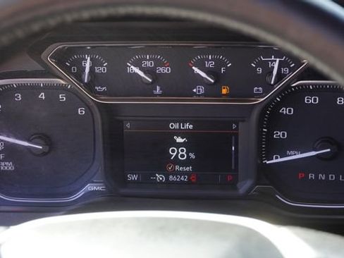 Used 2021 GMC Sierra 1500 SLT image 30