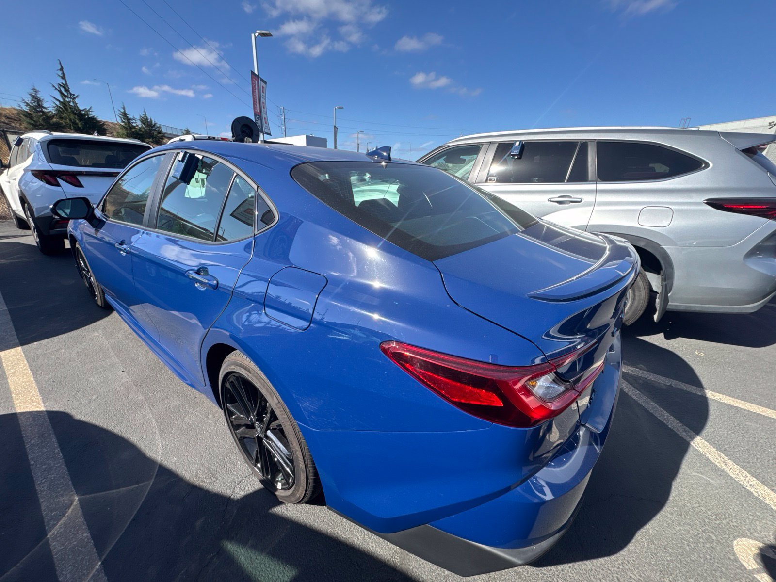 Used 2026 Toyota Camry SE w/ Convenience Package FWD image 5