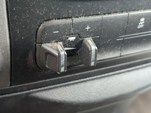 Used 2013 RAM 1500 Express AWD/4WD image 12
