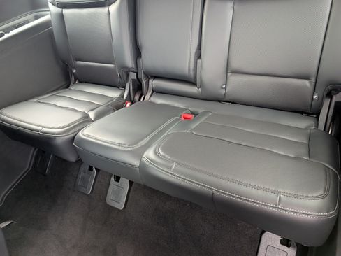 New 2027 Ford Expedition Platinum w/ Driver's Package RWD image 31