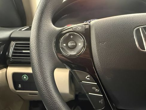 Used 2017 Honda Accord LX image 16