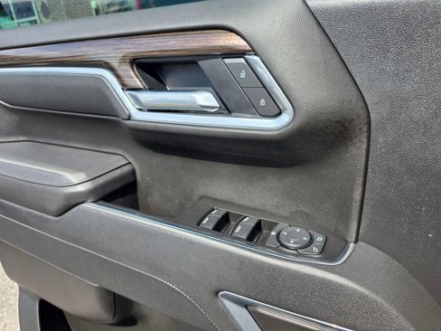 Certified 2025 Chevrolet Silverado 1500 LT RWD image 16