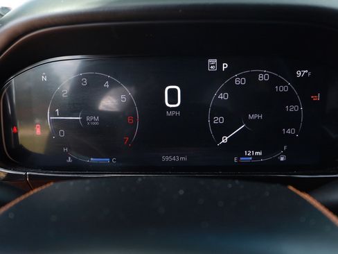 Used 2024 Jeep Grand Wagoneer L Series III AWD/4WD image 12