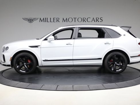 New 2025 Bentley Bentayga Extended Wheelbase image 2