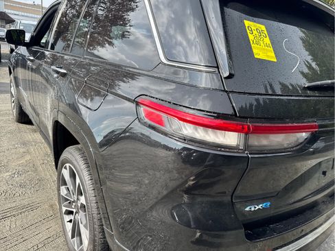 Used 2022 Jeep Grand Cherokee Overland image 8