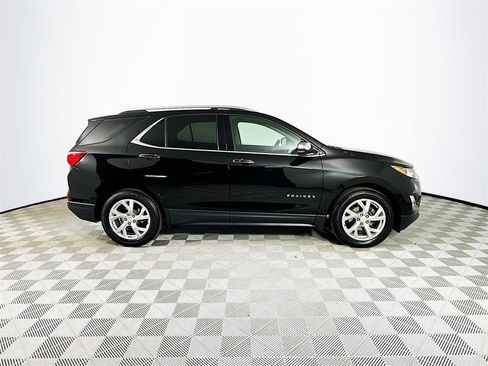 Used 2020 Chevrolet Equinox Premier image 8