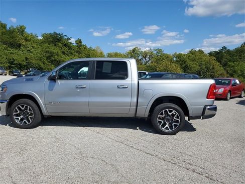 Used 2025 RAM 1500 Laramie image 7