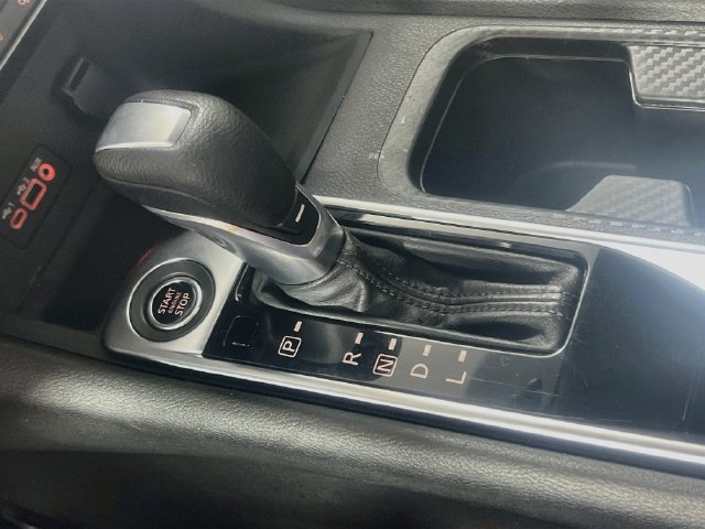 Used 2021 Nissan Sentra SV FWD image 24