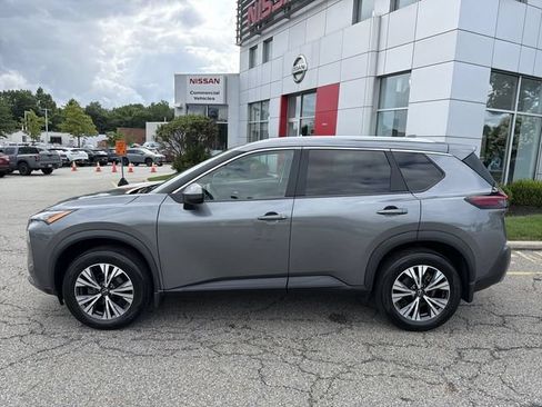 Certified 2023 Nissan Rogue SV w/ SV Premium B Package AWD/4WD image 5