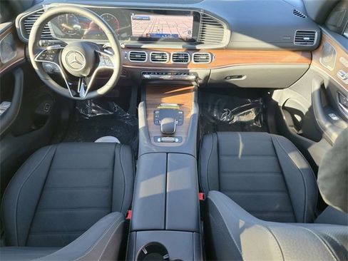 New 2025 Mercedes-Benz GLS 450 4MATIC image 11