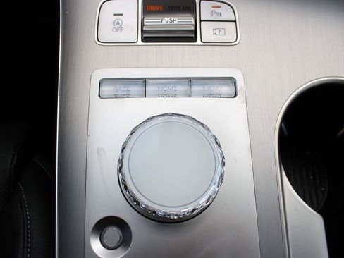 New 2026 Genesis GV70 2.5T Select AWD/4WD image 14