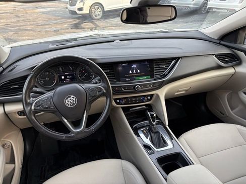 Used 2019 Buick Regal Essence w/ Driver Confidence Package I image 20