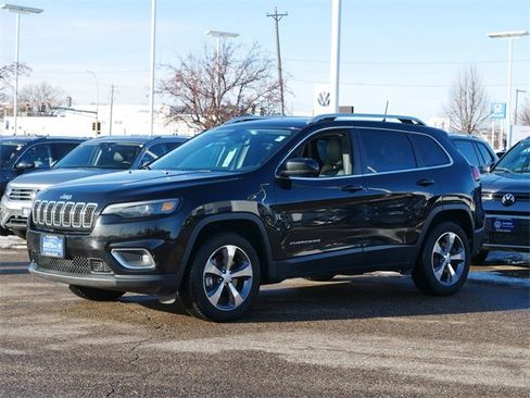Used 2019 Jeep Cherokee Limited w/ Trailer Tow Group image 3