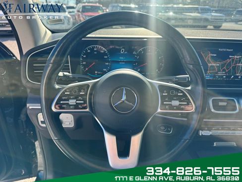 Used 2023 Mercedes-Benz GLS 450 4MATIC image 17