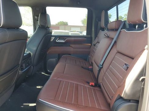 New 2026 GMC Sierra 3500 Denali Ultimate AWD/4WD image 12