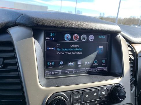 Used 2020 GMC Yukon XL Denali w/ Denali Premium Package image 17