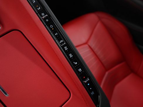 Used 2023 Chevrolet Corvette Stingray Preferred Cpe w/ Z51 Performance Package image 19