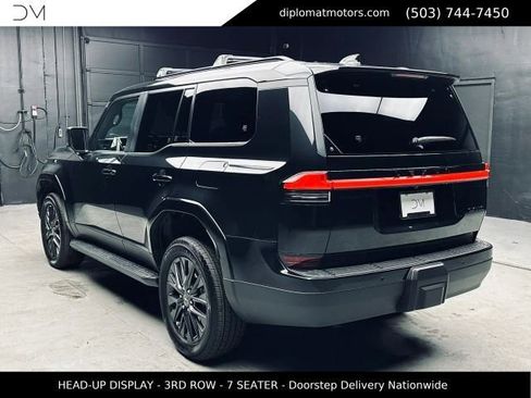 Used 2026 Lexus GX 550 w/ Accessory Package (2T) AWD/4WD image 5