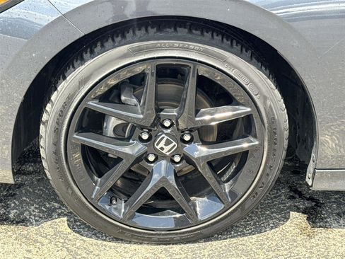 Used 2023 Honda Civic Sport image 12