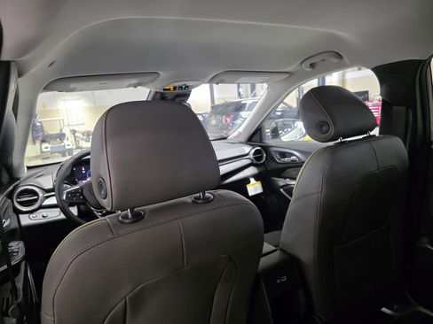 New 2026 Chevrolet Trax ACTIV image 15