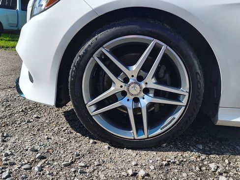 Used 2014 Mercedes-Benz GL 450 4MATIC image 16