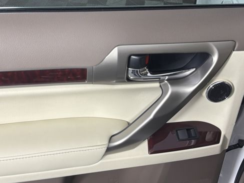 Used 2019 Lexus GX 460 Luxury w/ Sport Design Package AWD/4WD image 22