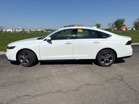 Used 2023 Honda Accord EX-L image 8