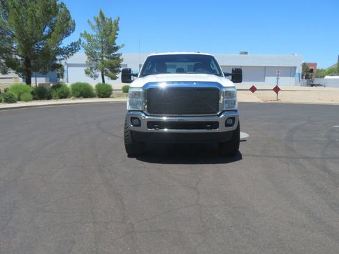 Used 2011 Ford F250 XLT w/ XLT Interior Pkg AWD/4WD image 11