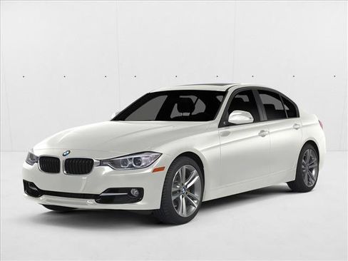 Used 2013 BMW 328i xDrive Sedan AWD/4WD image 1