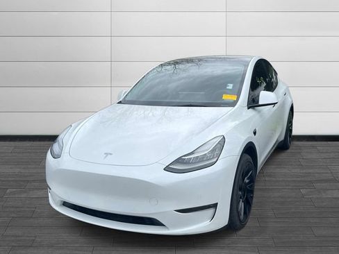 Used 2021 Tesla Model Y Long Range image 5