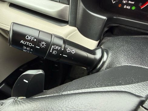 Used 2025 Honda Odyssey EX-L image 33