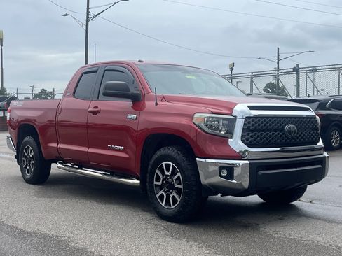 Used 2018 Toyota Tundra SR5 w/ TRD Off Road Package AWD/4WD image 1