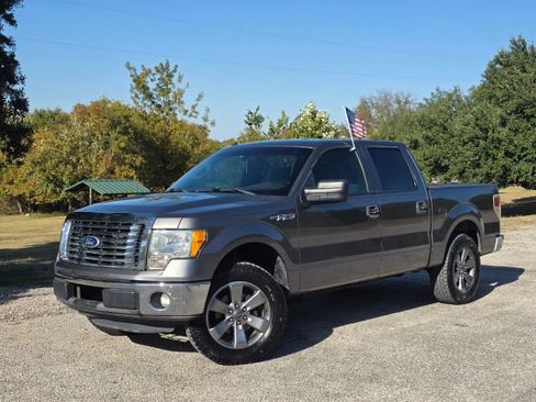Used 2011 Ford F150 XLT w/ XLT Chrome Pkg image 1